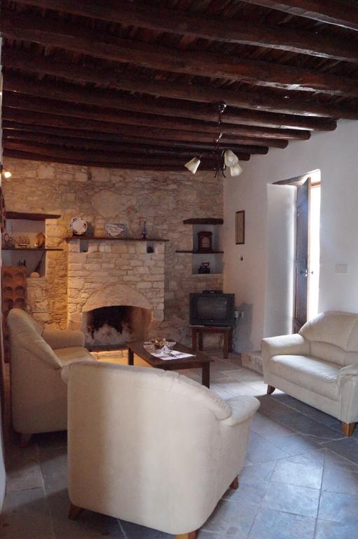 Makrinari Tis Pano Geitonias Villa Salamiou Exterior photo